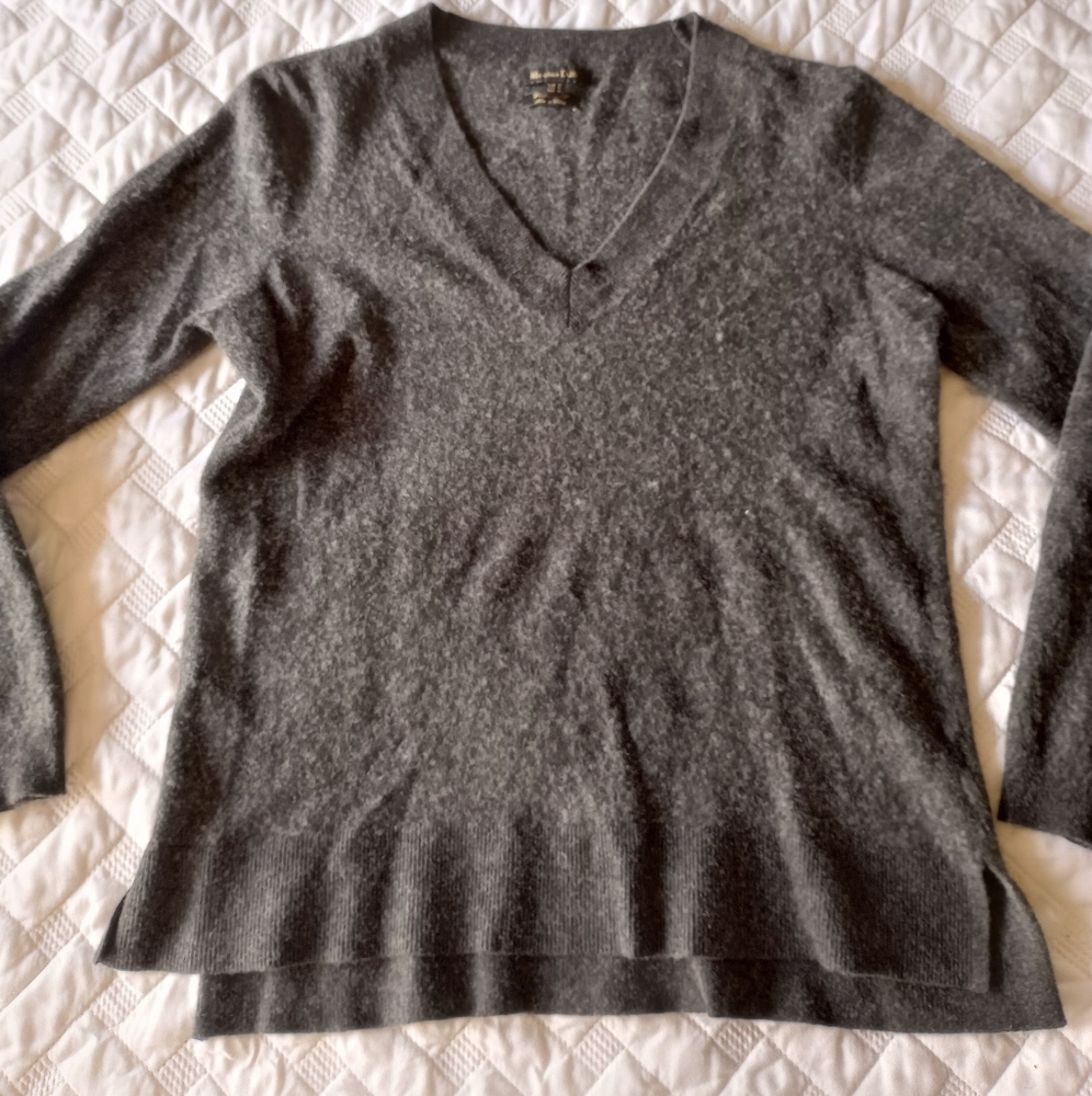Dark grey wool silk sweater